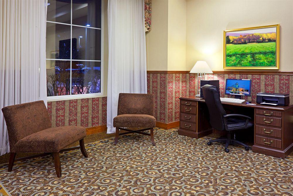 Best Western Plus Wilkes Barre-Scranton Airport Hotel Pittston Exteriör bild