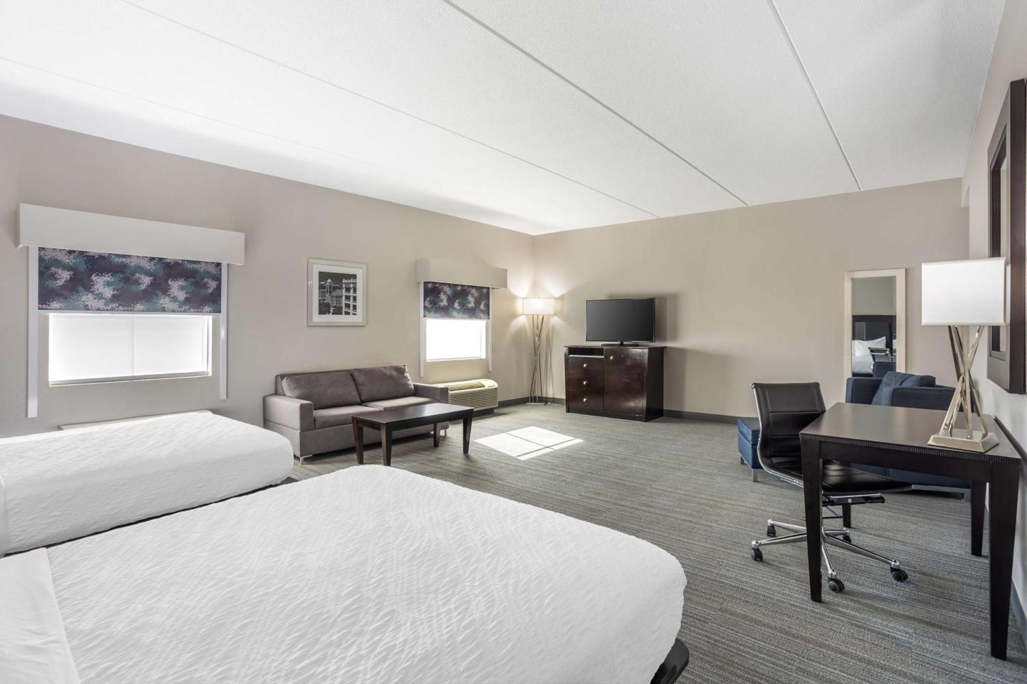 Best Western Plus Wilkes Barre-Scranton Airport Hotel Pittston Exteriör bild