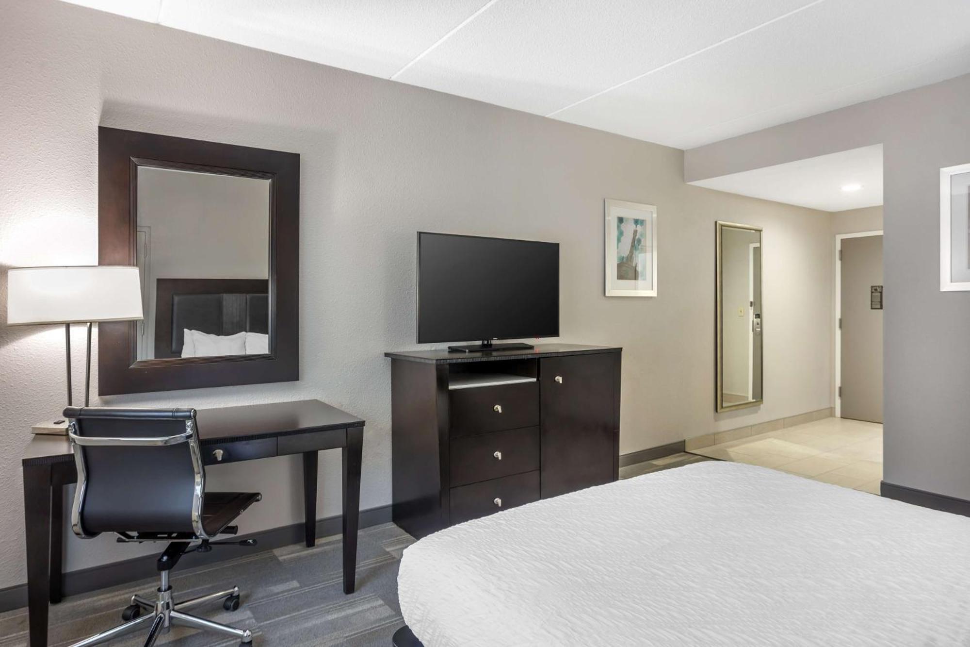 Best Western Plus Wilkes Barre-Scranton Airport Hotel Pittston Exteriör bild